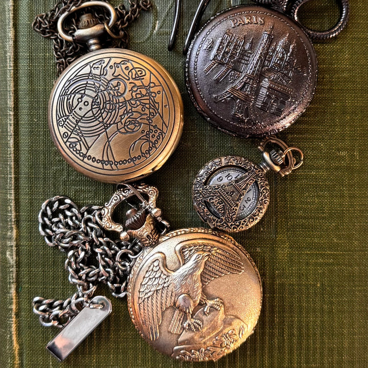 Bundle of 4 Lockets