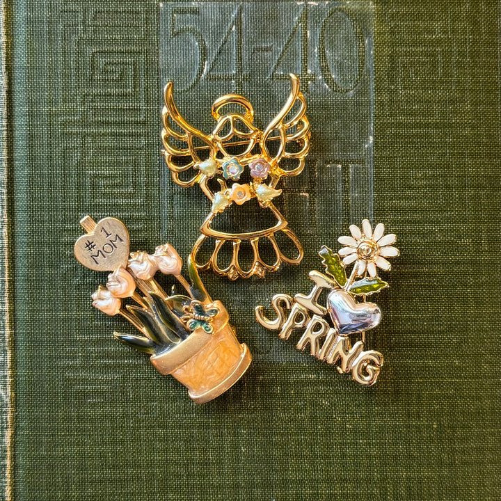 Bundle of 3 Pins