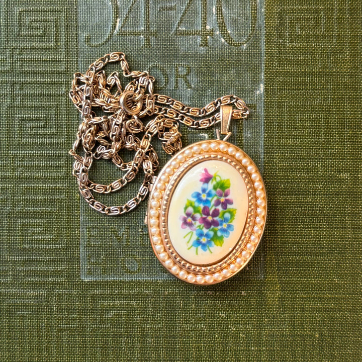 Gold Floral & Pearl Locket